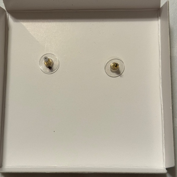 Disney x Baublebar Donald Duck Post Earrings! New in Box - Picture 4 of 6